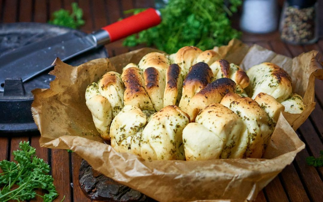 Kräuterzopf aus dem Dutch Oven