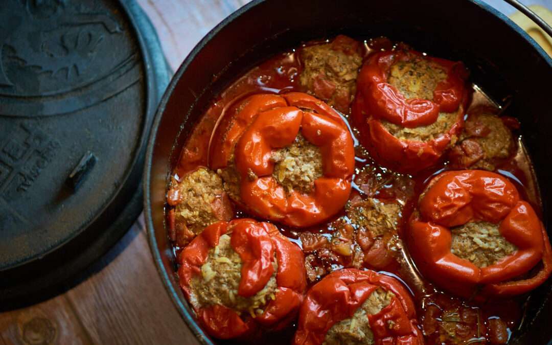 Gefüllte Paprikaschoten aus dem Dutch Oven