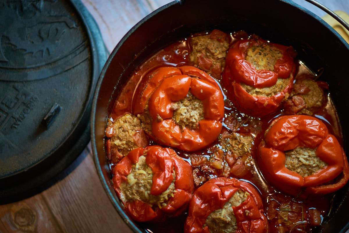 Gefüllte Paprikaschoten aus dem Dutch Oven - Bergfest BBQ - Rezepte ...